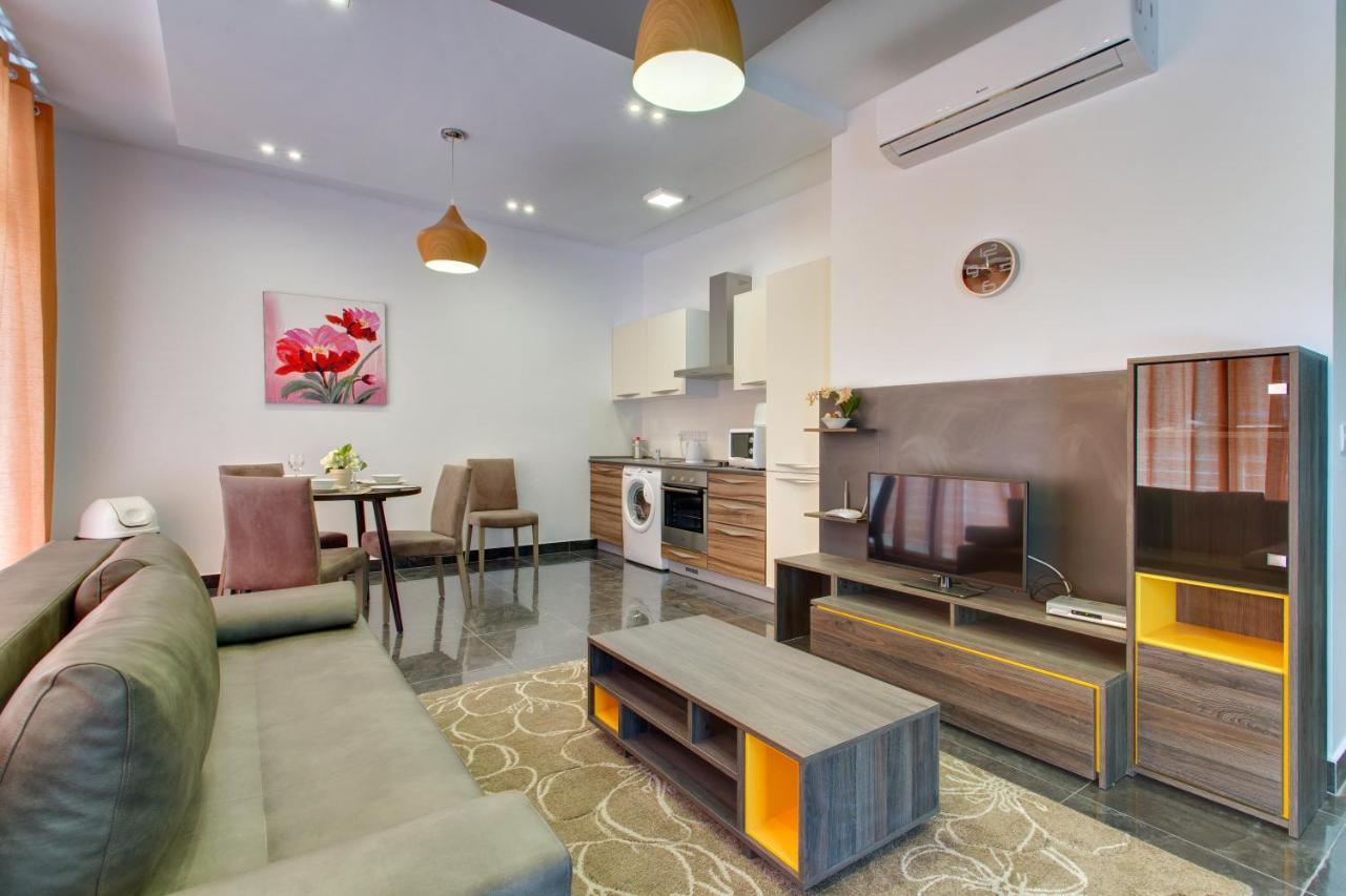 Chalet Apartments Sliema Extérieur photo